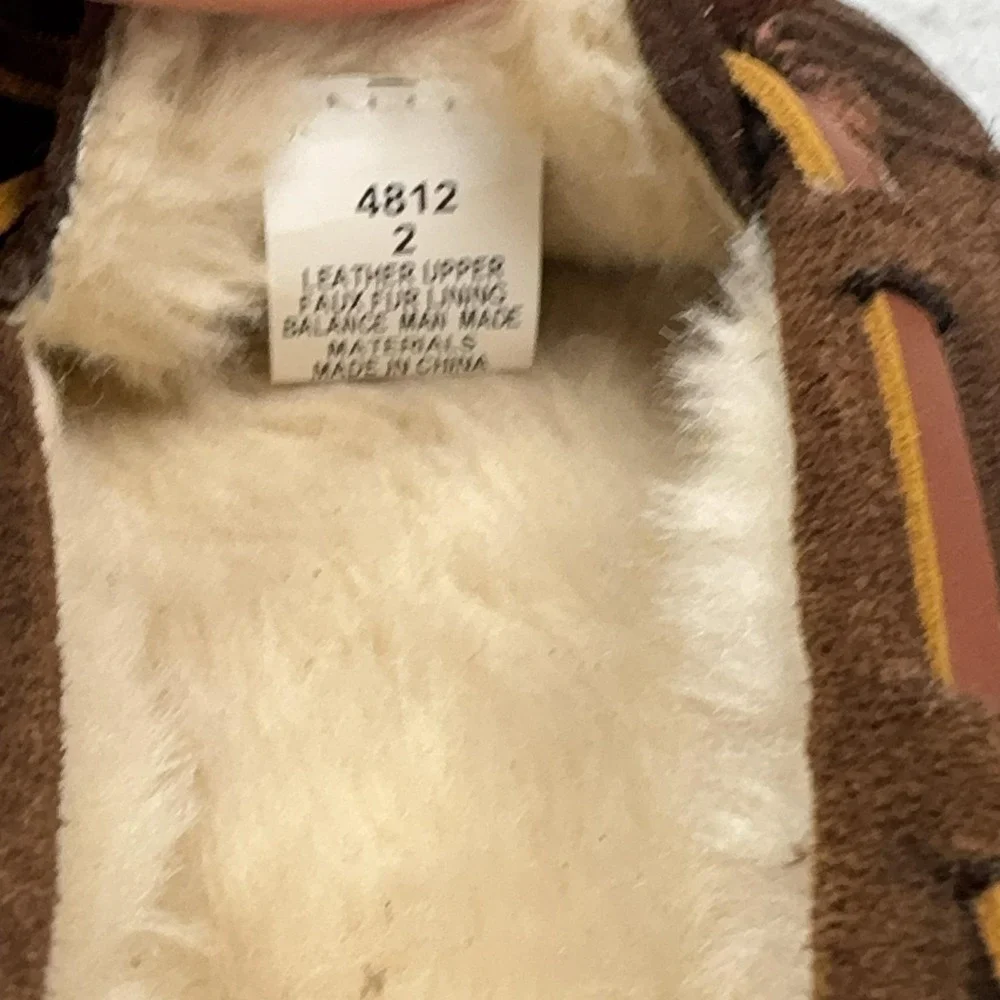 Minnetonka Slippers Kids Size 2 Brown Suede Faux Fur Lined Moccasins 4812